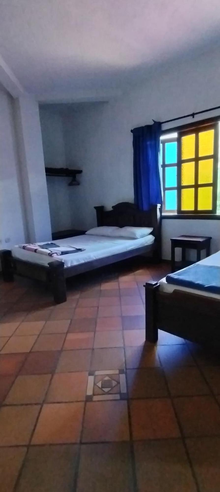 Hotel Bay Sea Сан Хил Екстериор снимка