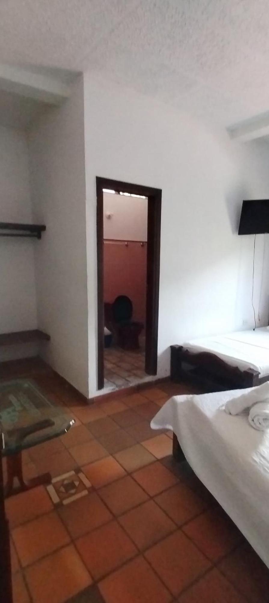 Hotel Bay Sea Сан Хил Екстериор снимка